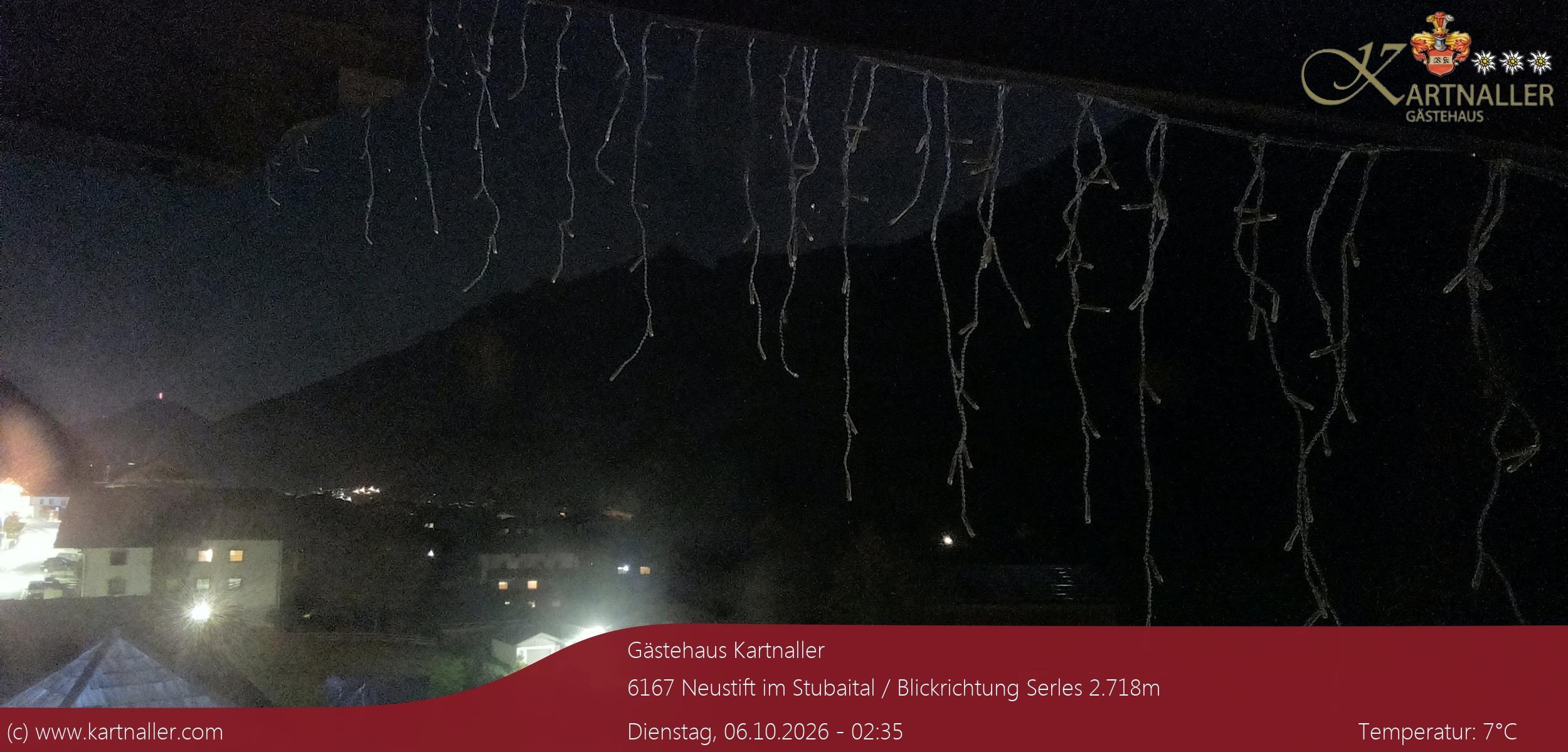 Archiv Foto Webcam Blick Neustift und Serles / Stubaital