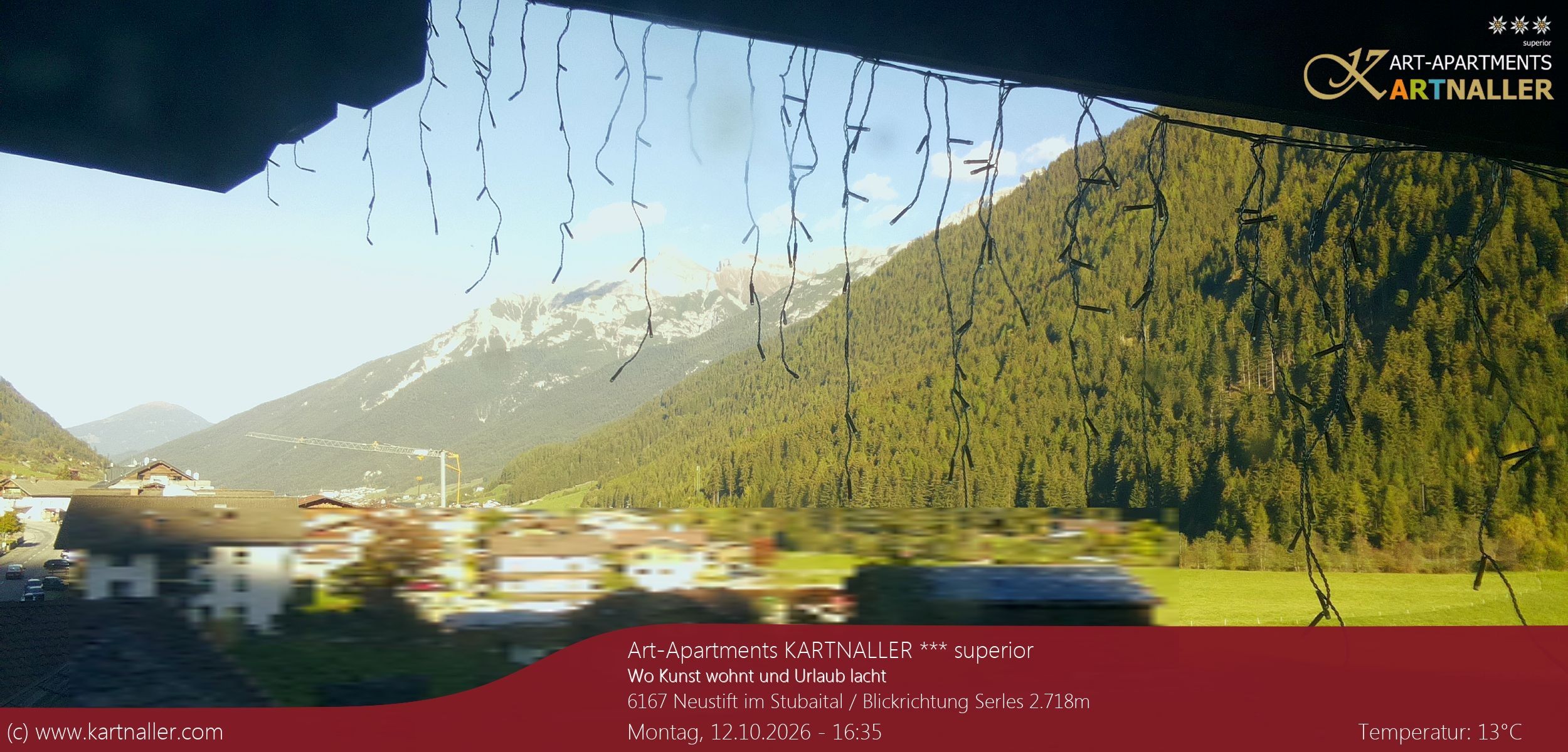 Archiv Foto Webcam Blick Neustift und Serles / Stubaital