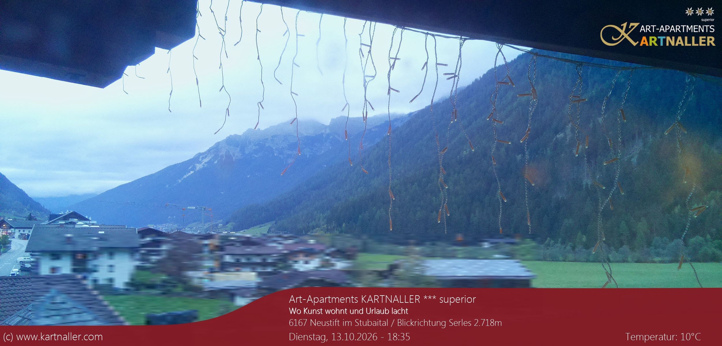 Archiv Foto Webcam Blick Neustift und Serles / Stubaital