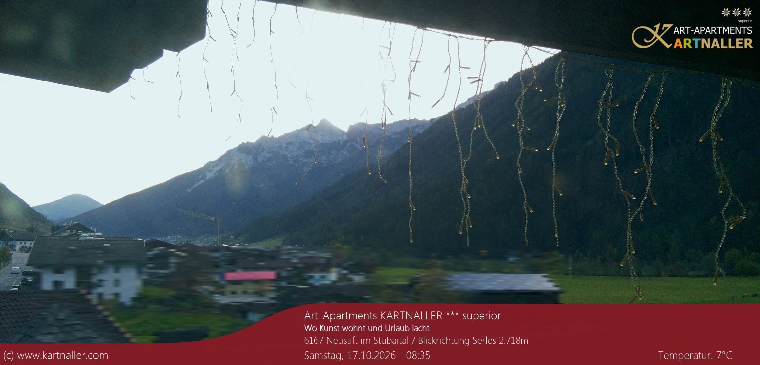 Archiv Foto Webcam Blick Neustift und Serles / Stubaital