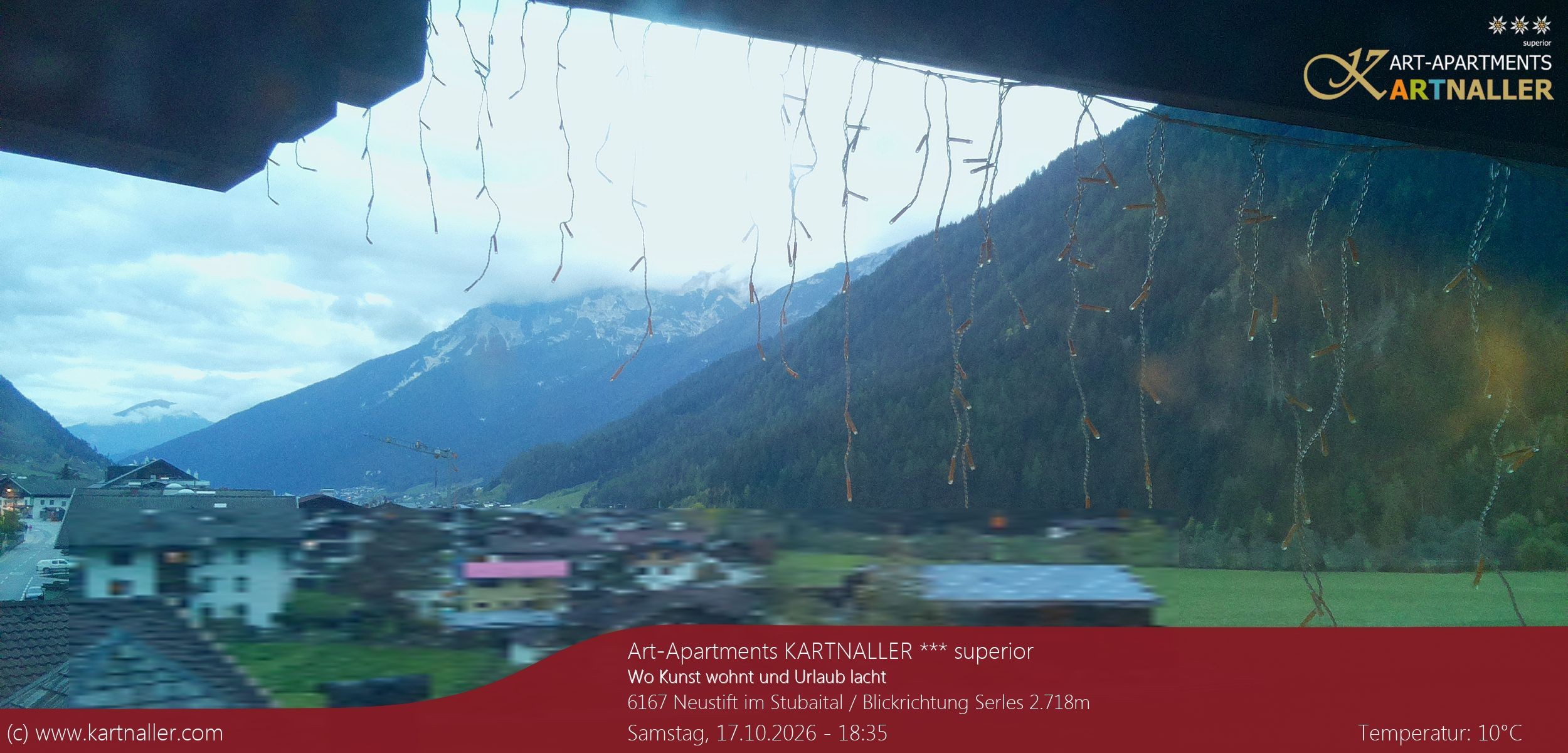Archiv Foto Webcam Blick Neustift und Serles / Stubaital