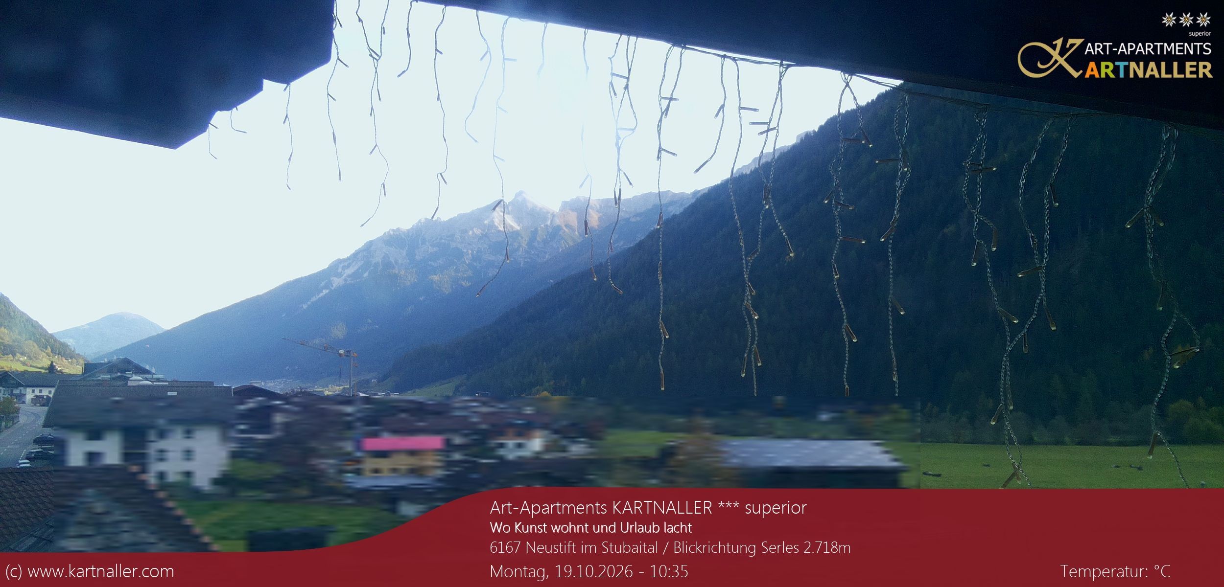 Archiv Foto Webcam Blick Neustift und Serles / Stubaital