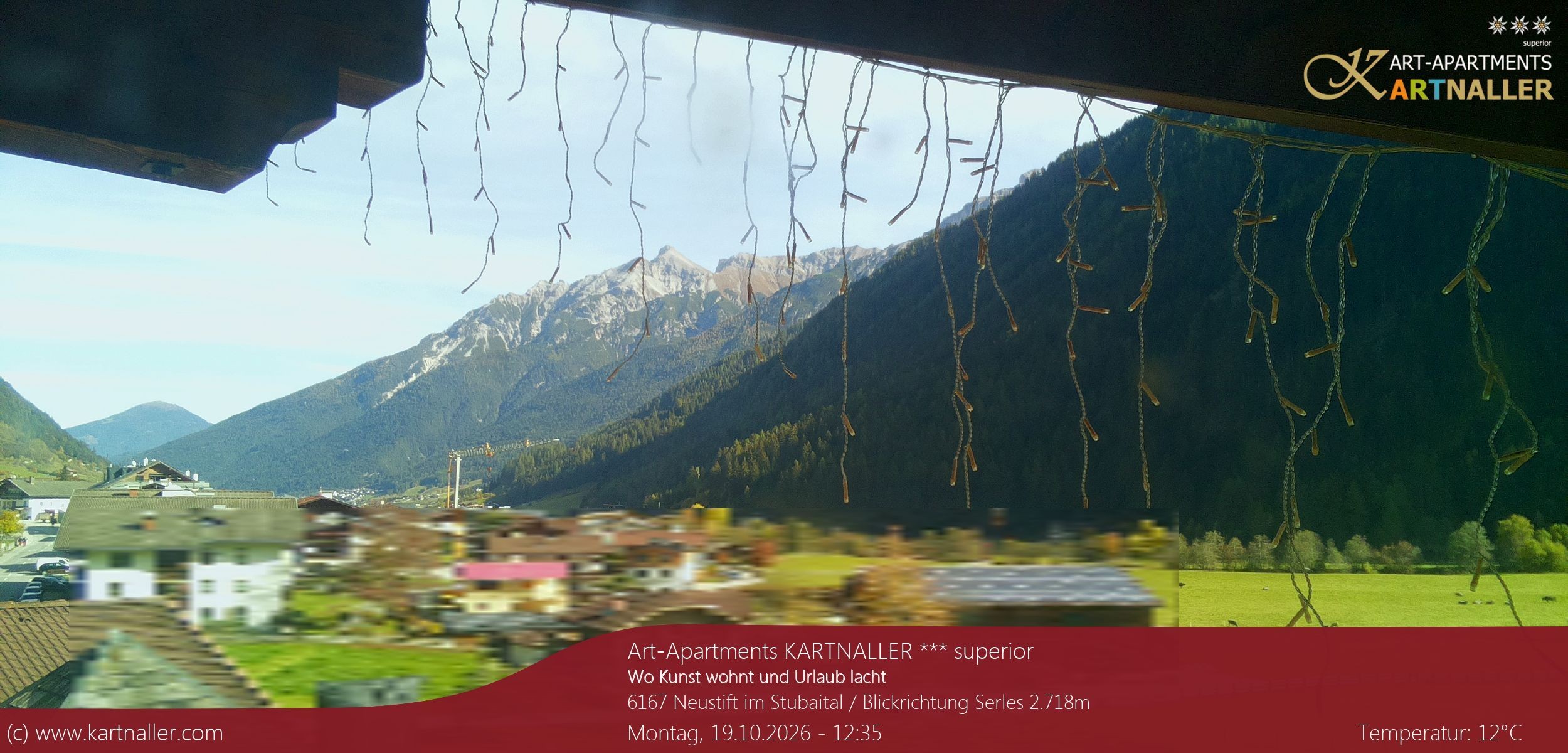 Archiv Foto Webcam Blick Neustift und Serles / Stubaital