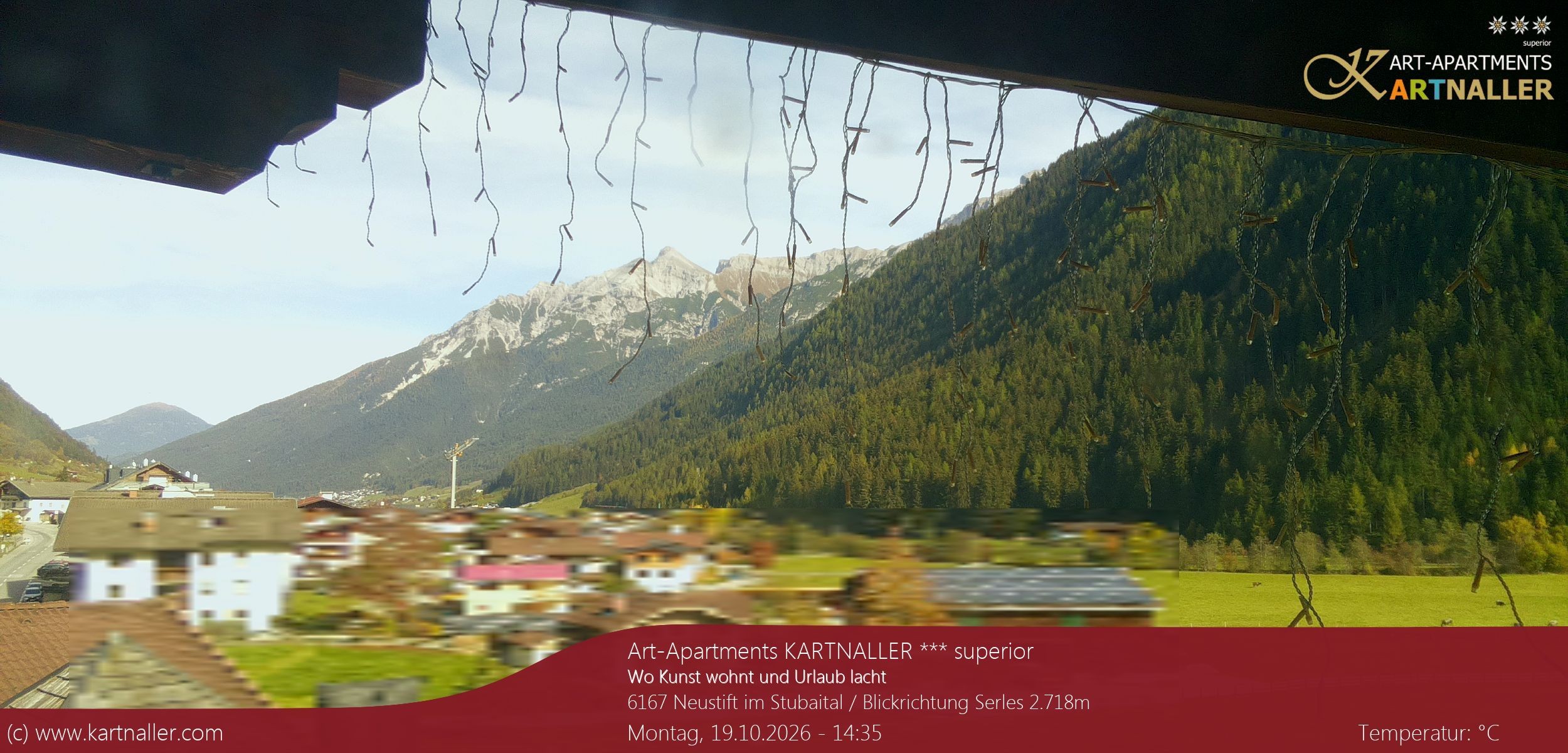 Archiv Foto Webcam Blick Neustift und Serles / Stubaital