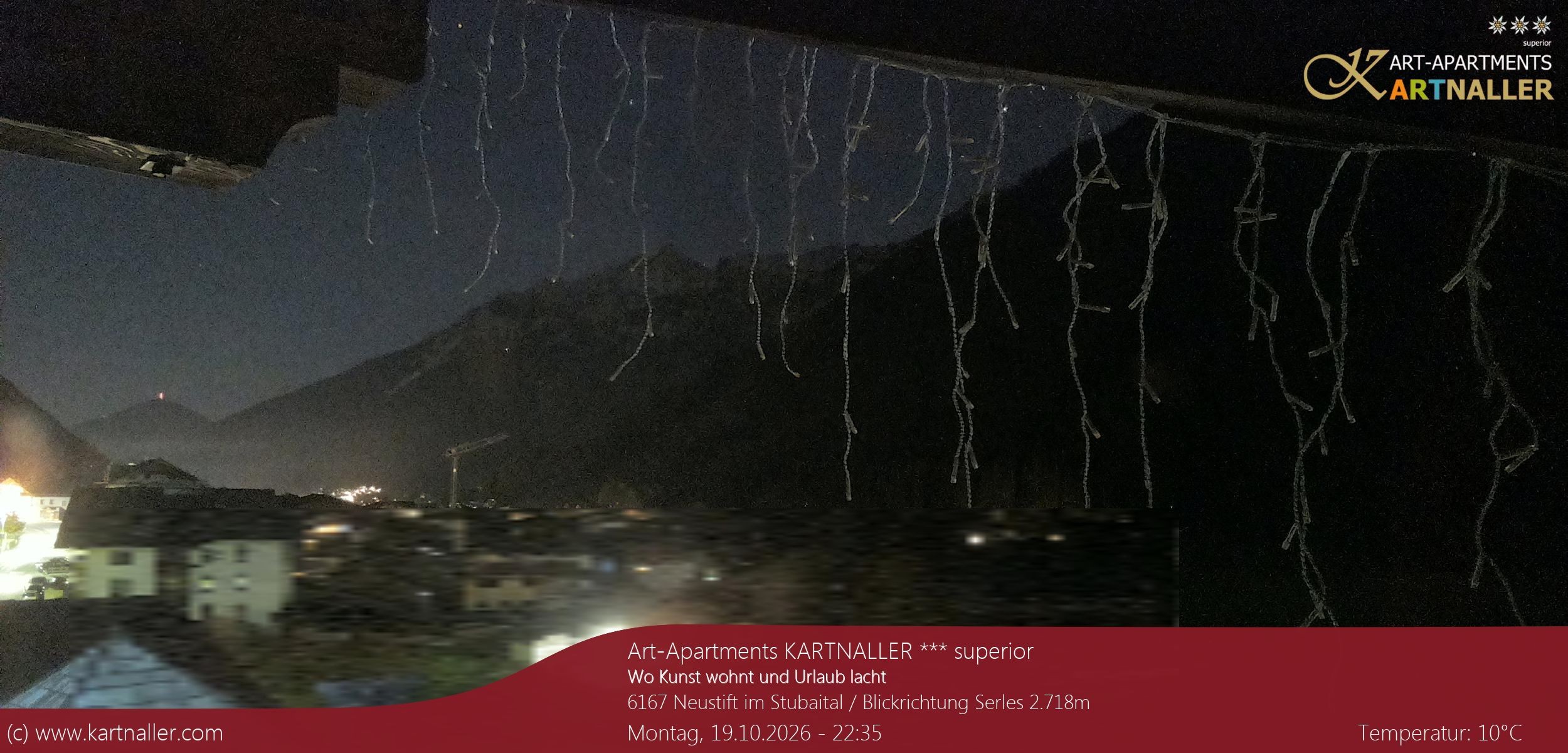 Archiv Foto Webcam Blick Neustift und Serles / Stubaital