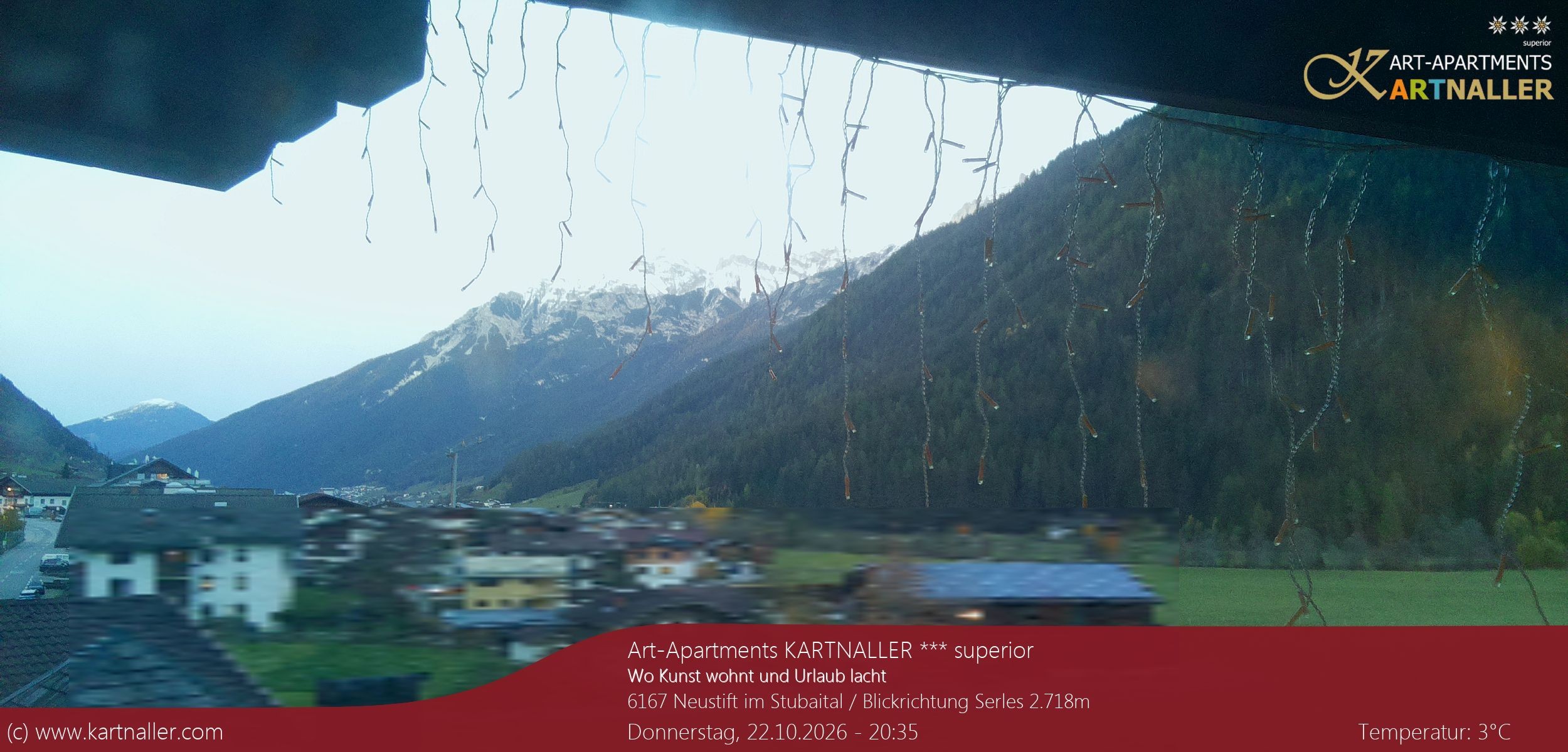 Archived image Webcam View to Neustift and Serles
