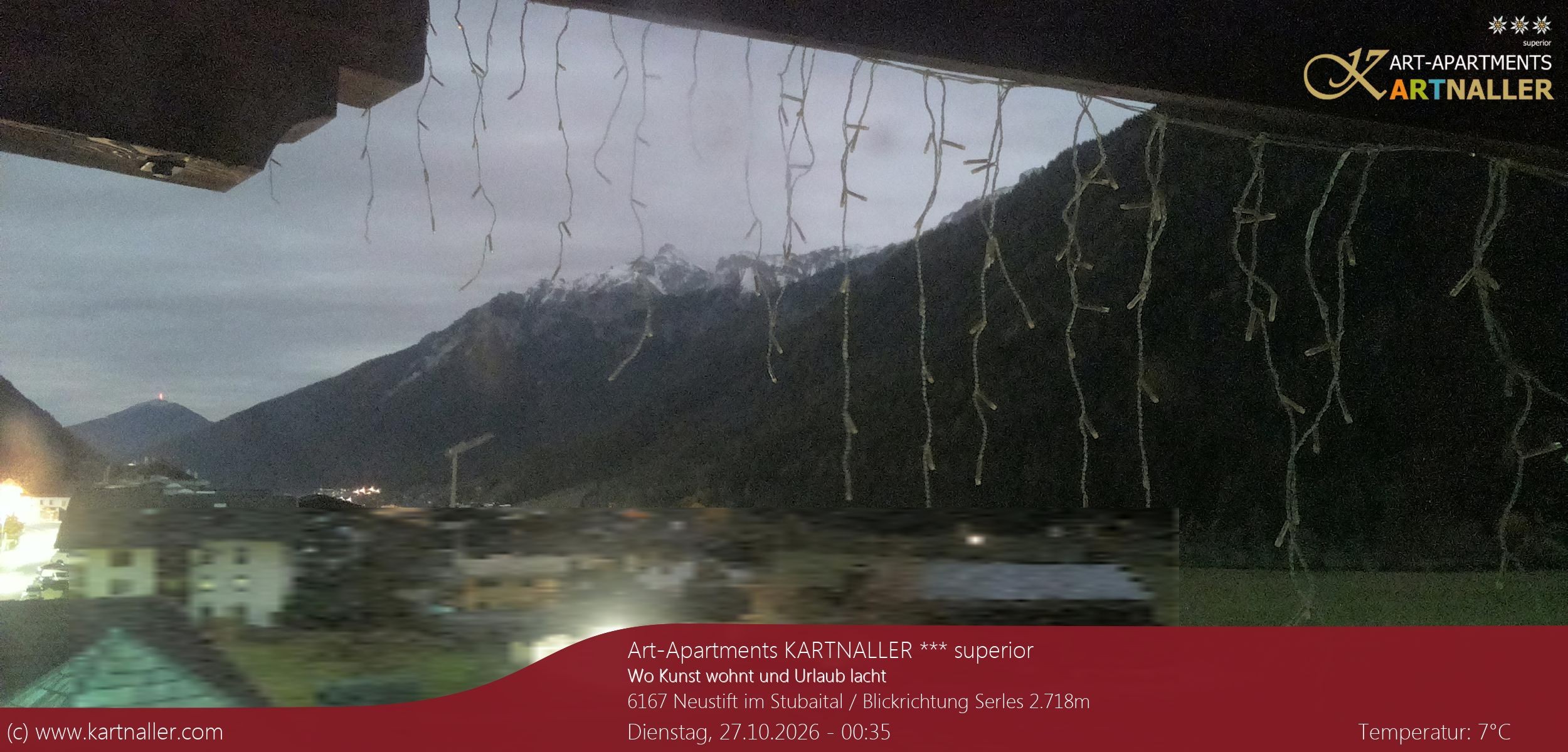 Archiv Foto Webcam Blick Neustift und Serles / Stubaital