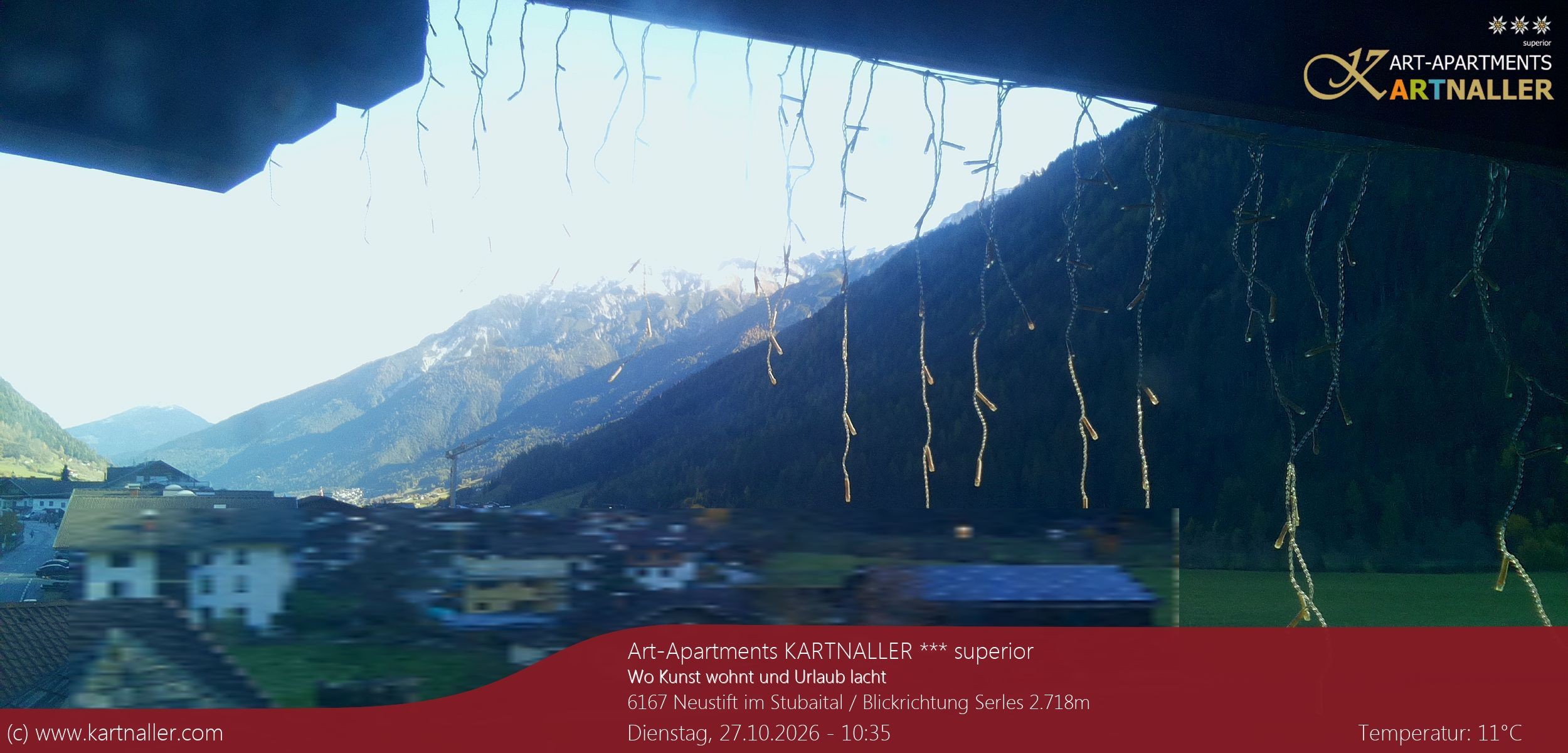 Archived image Webcam View to Neustift and Serles