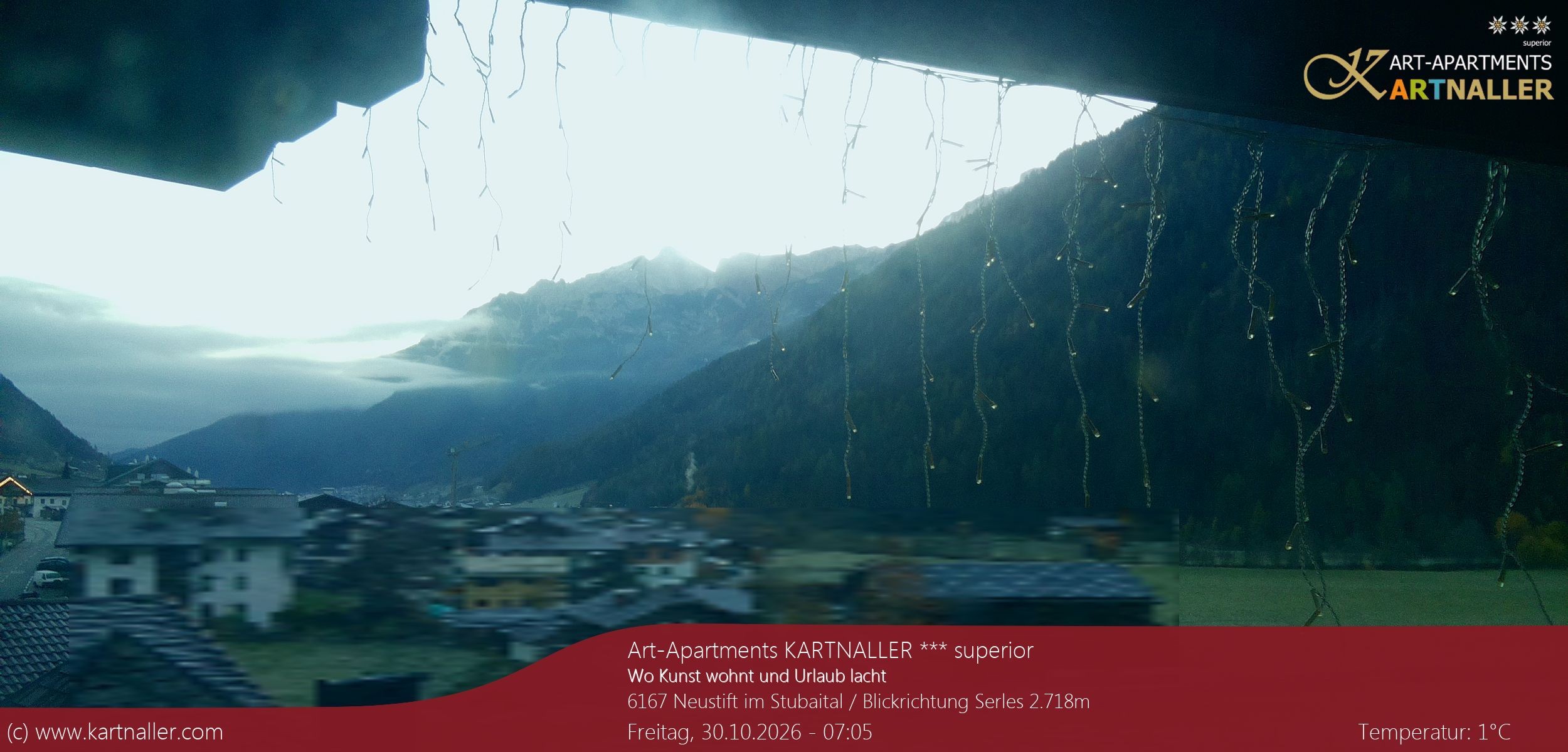 Archiv Foto Webcam Blick Neustift und Serles / Stubaital
