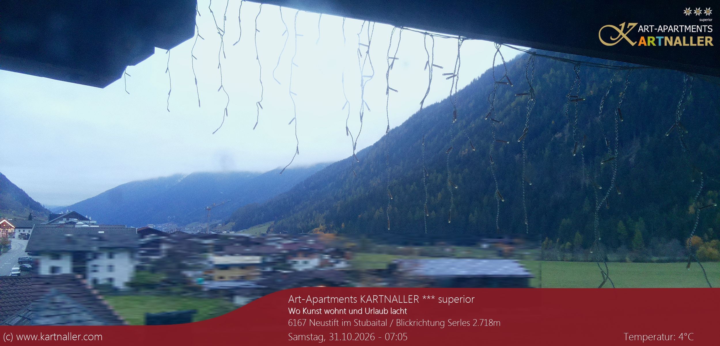Archiv Foto Webcam Blick Neustift und Serles / Stubaital