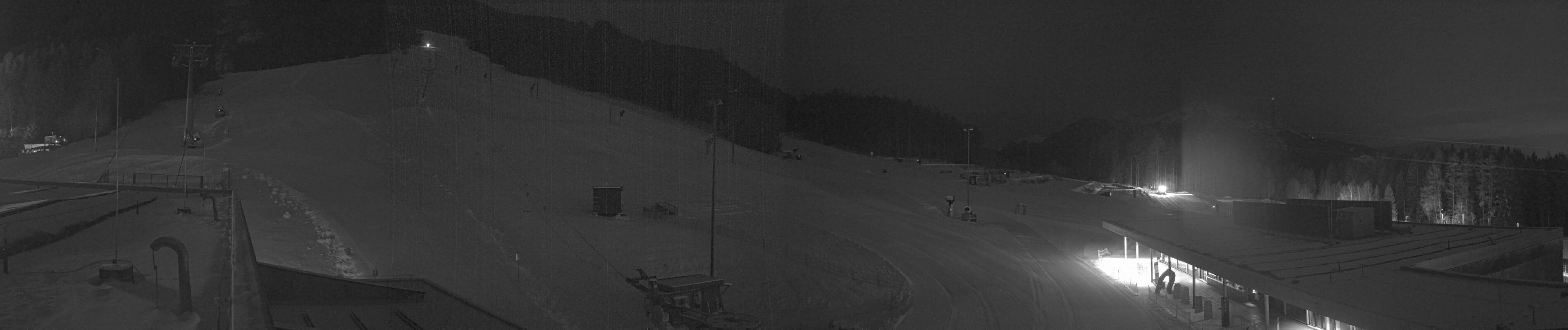 Archiv Foto Webcam Patscherkofel Talstation