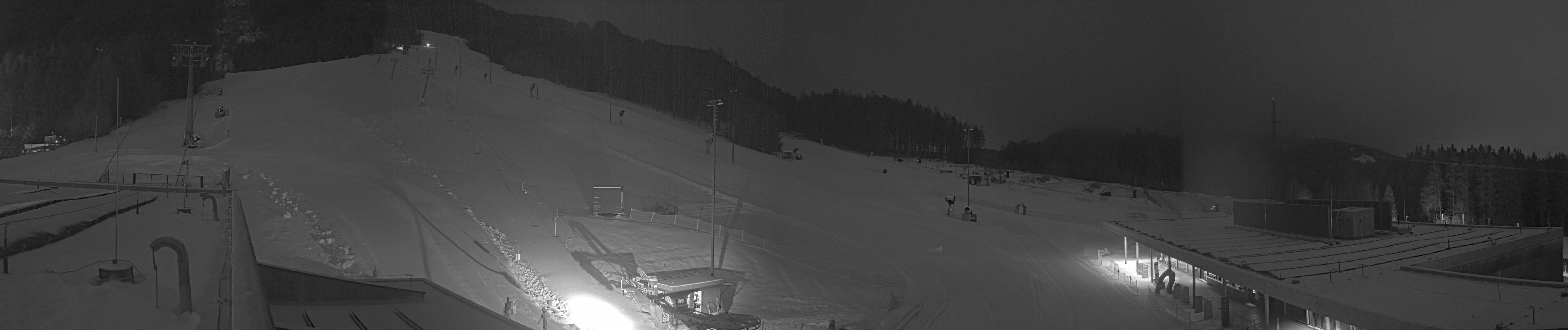 Archiv Foto Webcam Patscherkofel Talstation