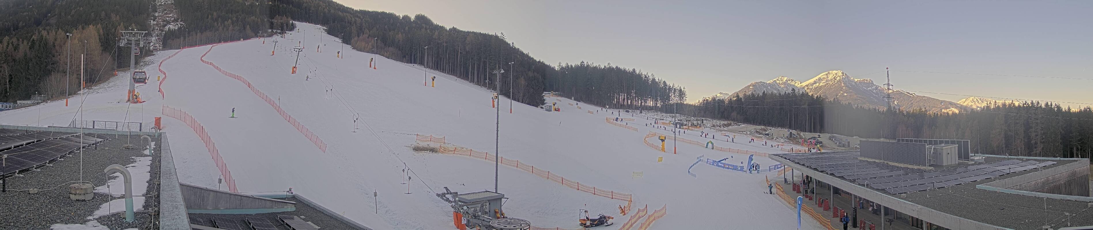 Archived image Webcam Base Station Patscherkofel