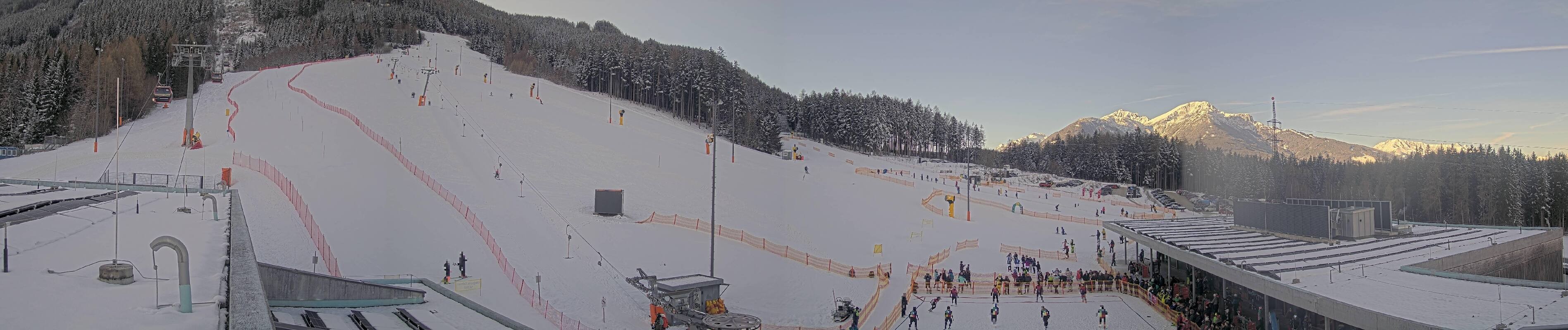 Archiv Foto Webcam Patscherkofel Talstation