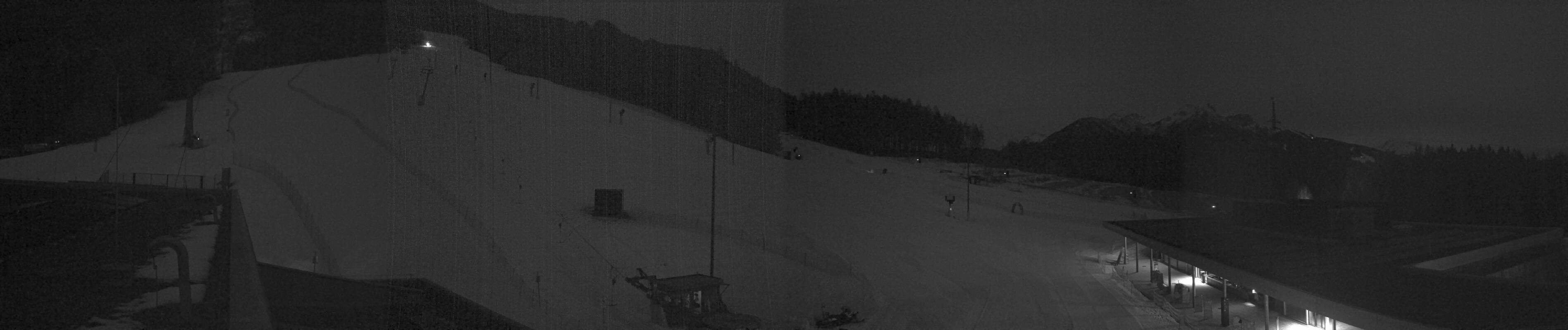 Archiv Foto Webcam Patscherkofel Talstation
