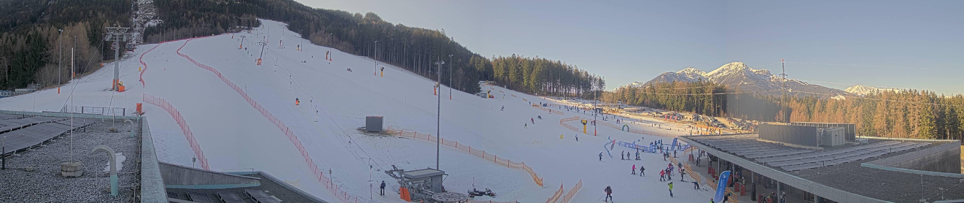 Archiv Foto Webcam Patscherkofel Talstation