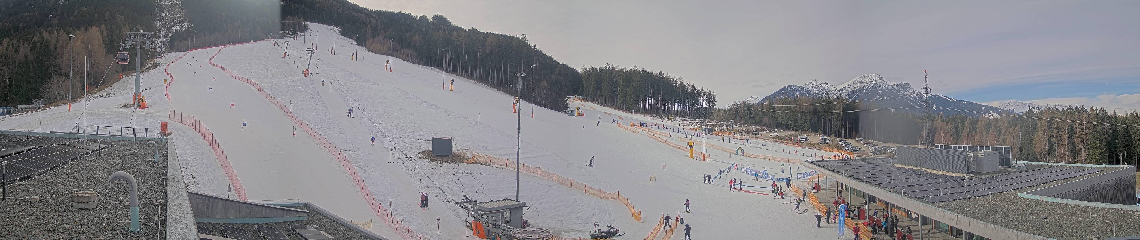 Archiv Foto Webcam Patscherkofel Talstation