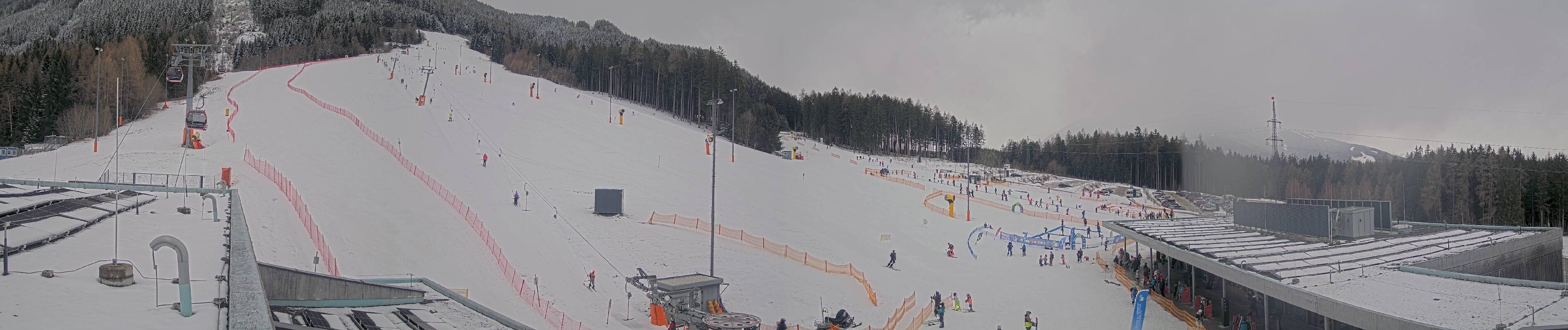 Archiv Foto Webcam Patscherkofel Talstation