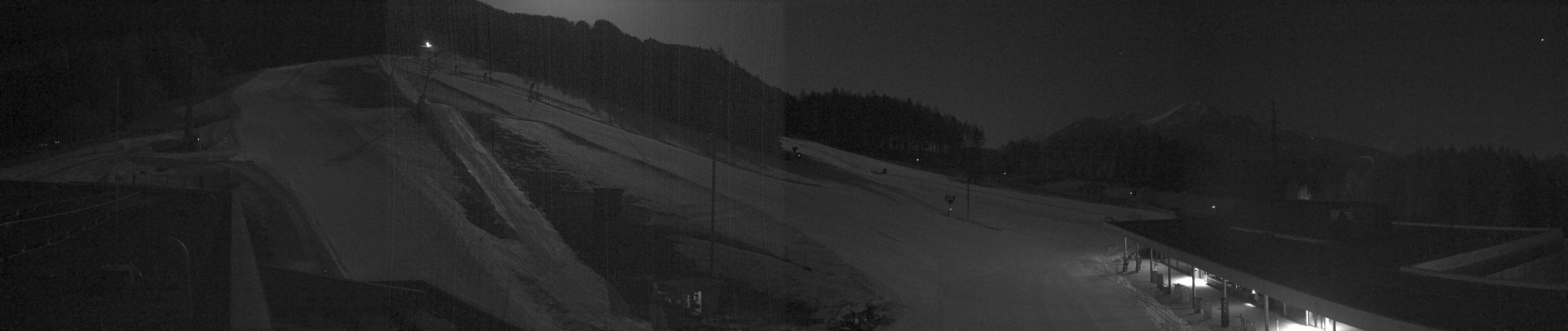 Archiv Foto Webcam Patscherkofel Talstation