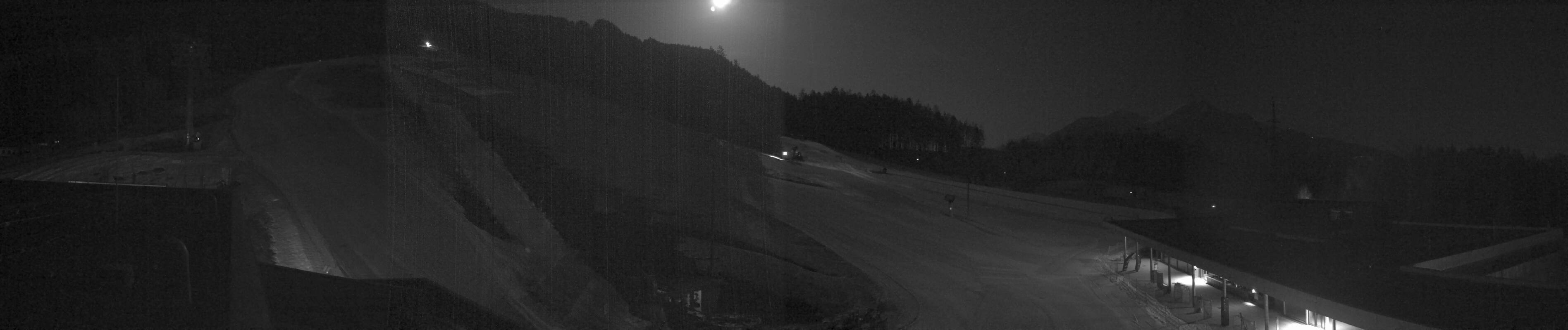 Archiv Foto Webcam Patscherkofel Talstation