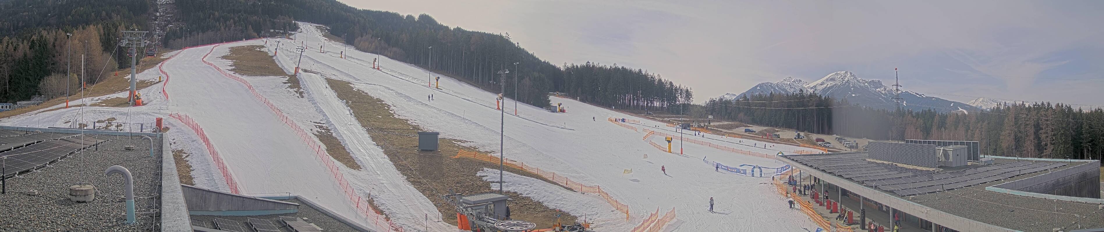 Archiv Foto Webcam Patscherkofel Talstation