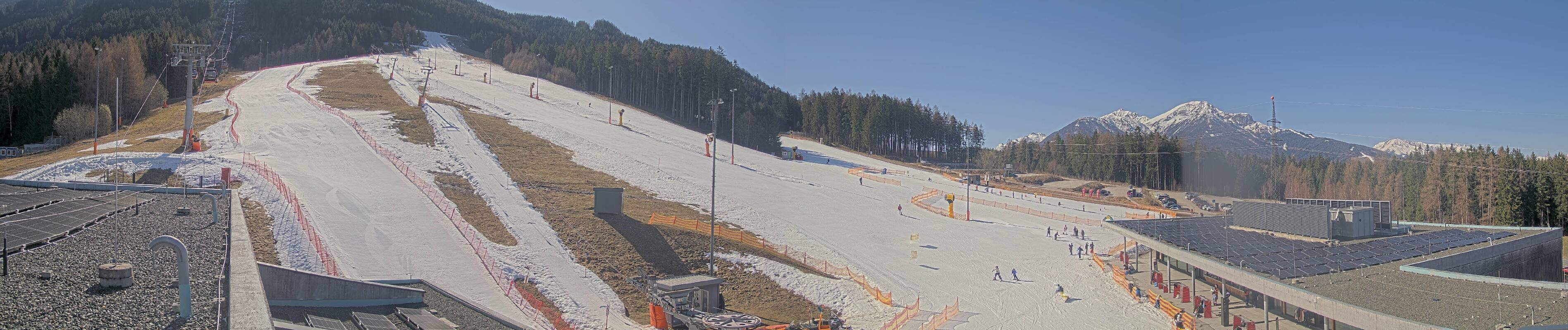 Archiv Foto Webcam Patscherkofel Talstation