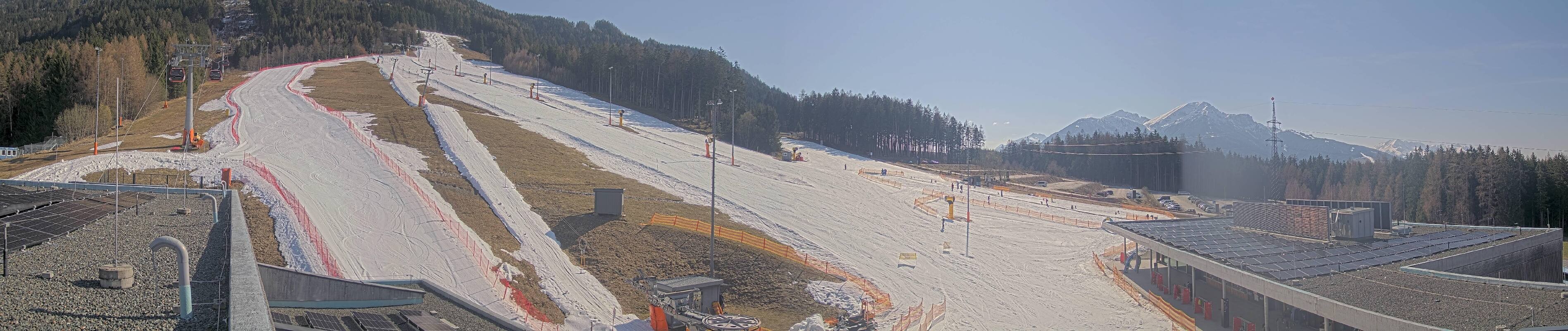 Archiv Foto Webcam Patscherkofel Talstation