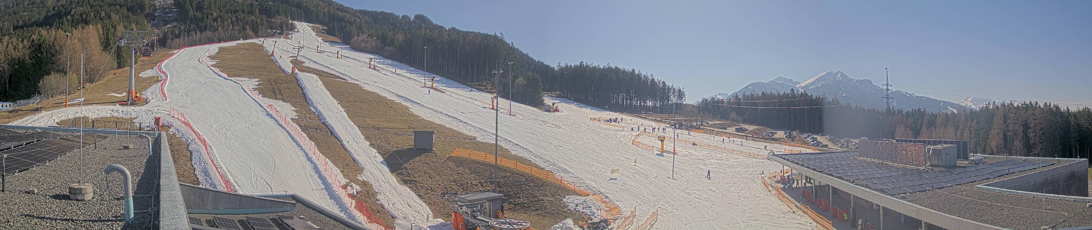 Archiv Foto Webcam Patscherkofel Talstation