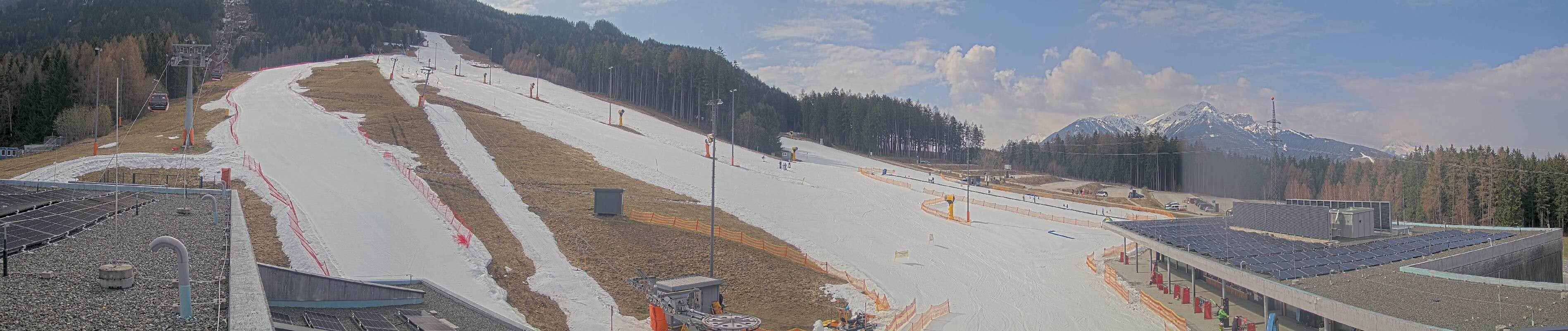 Archiv Foto Webcam Patscherkofel Talstation