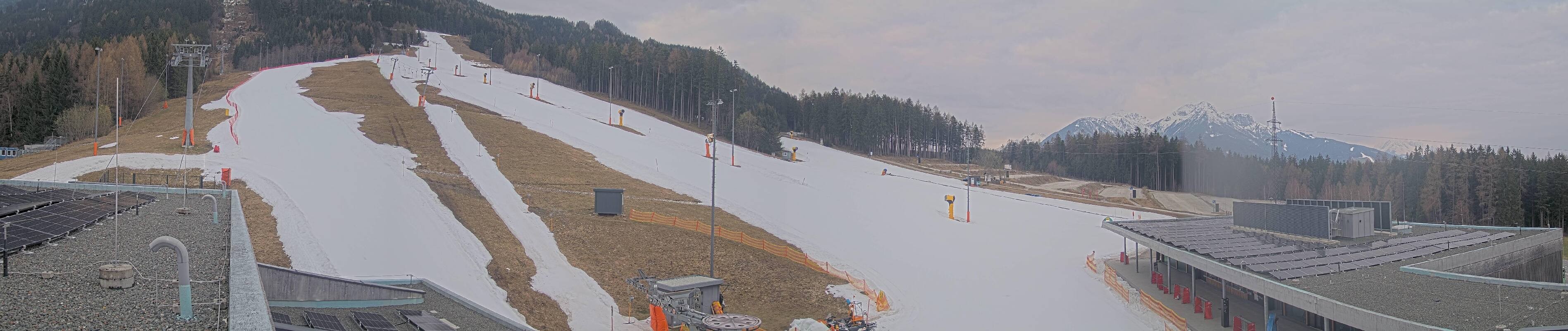 Archiv Foto Webcam Patscherkofel Talstation