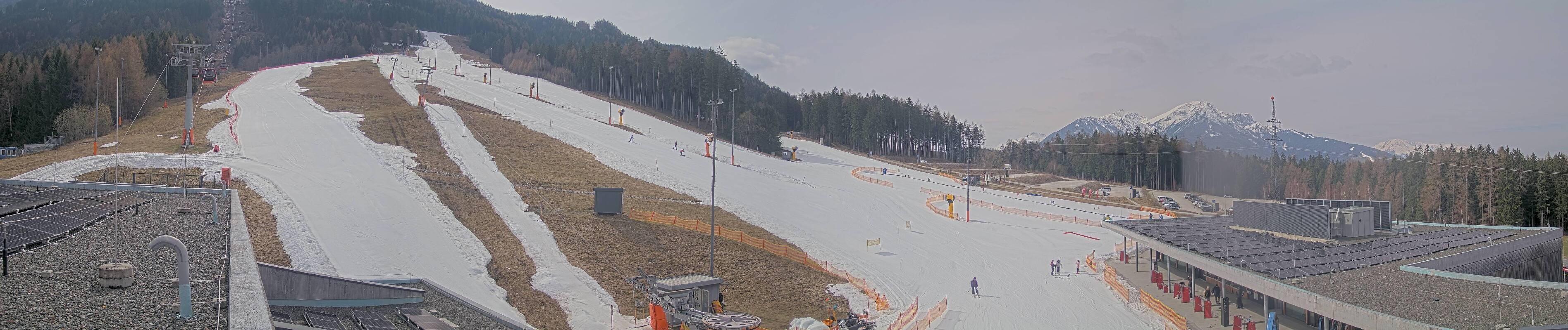 Archiv Foto Webcam Patscherkofel Talstation