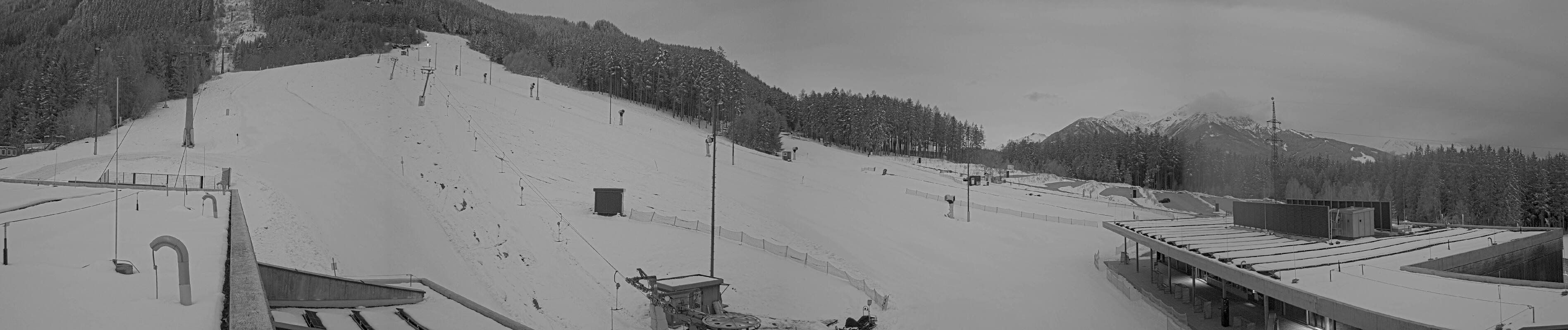 Archiv Foto Webcam Patscherkofel Talstation