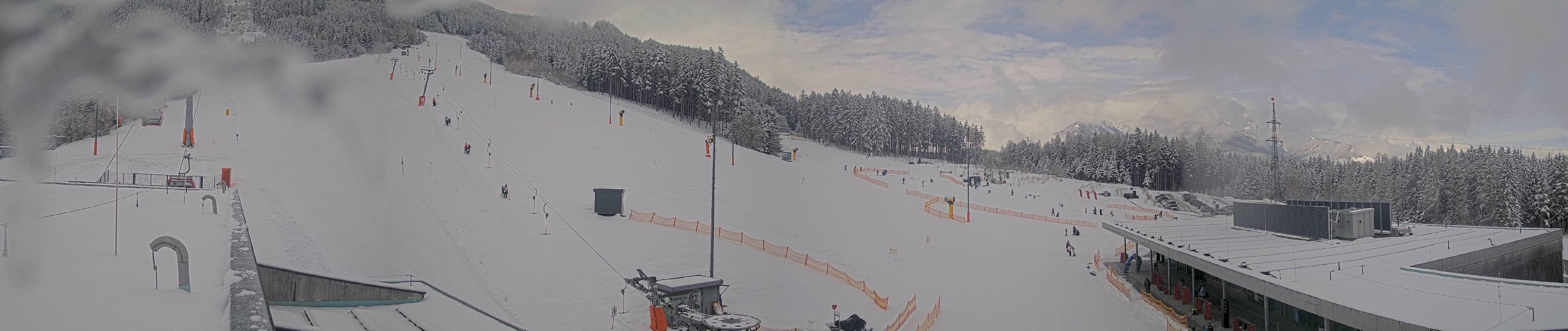 Archiv Foto Webcam Patscherkofel Talstation