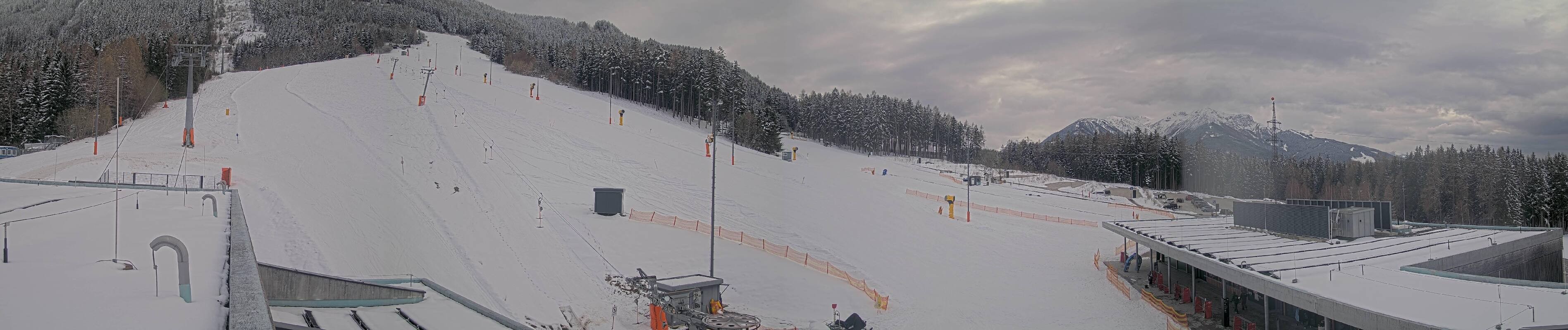 Archiv Foto Webcam Patscherkofel Talstation