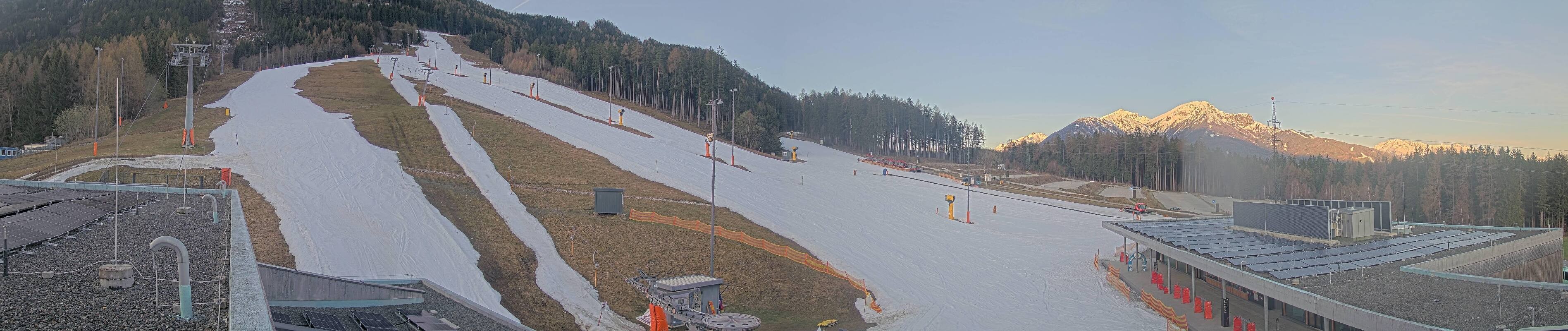 Archiv Foto Webcam Patscherkofel Talstation