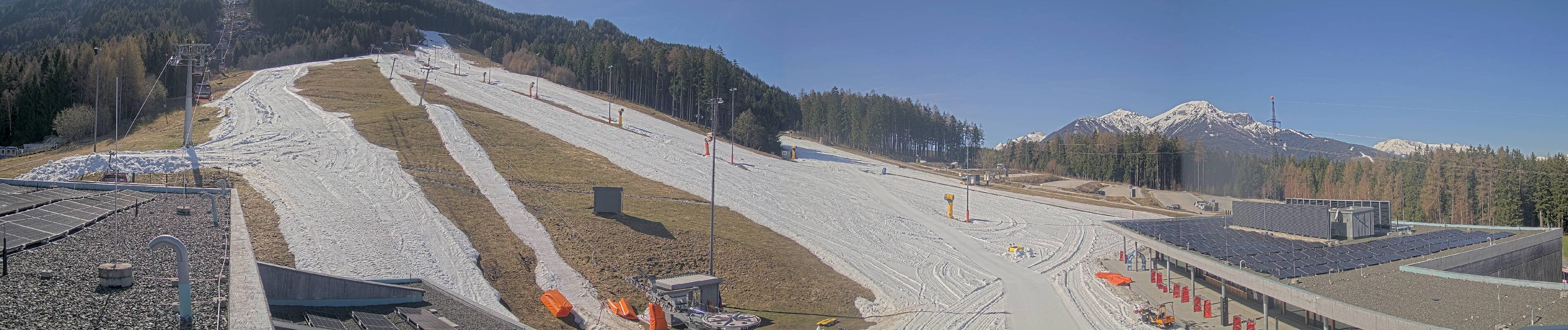 Archiv Foto Webcam Patscherkofel Talstation