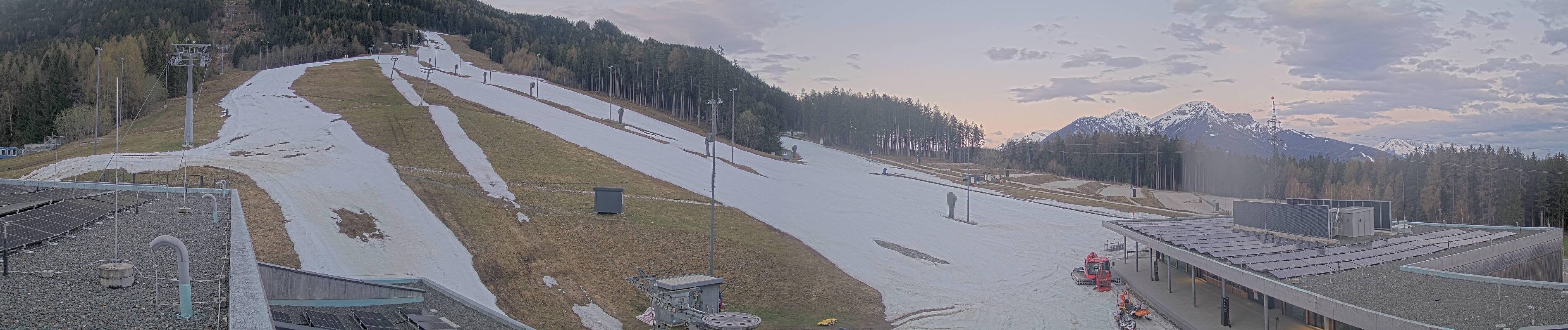 Archiv Foto Webcam Patscherkofel Talstation