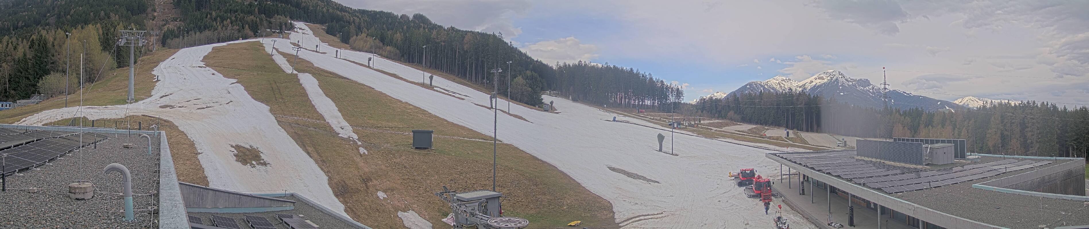 Archiv Foto Webcam Patscherkofel Talstation