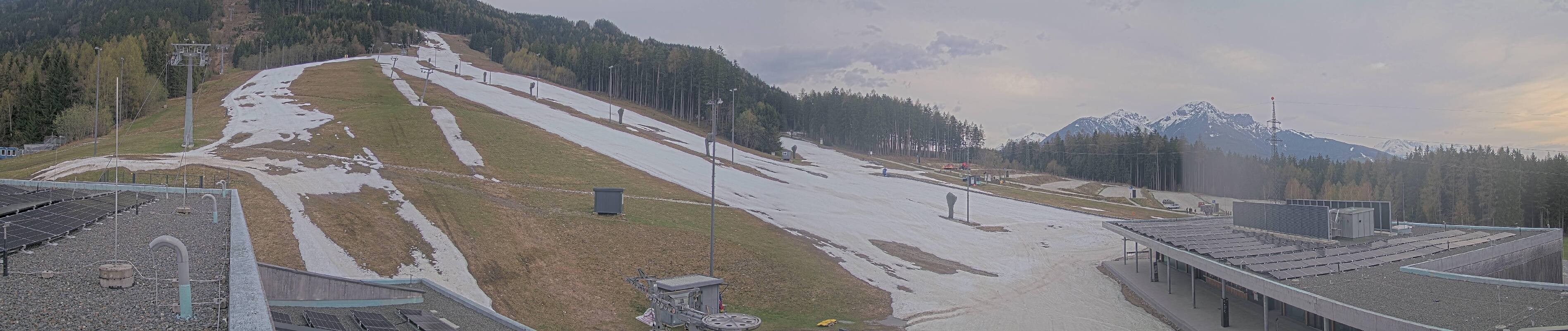 Archiv Foto Webcam Patscherkofel Talstation