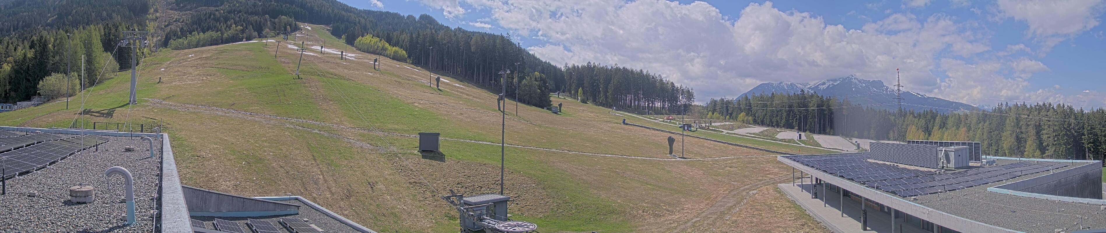 Archiv Foto Webcam Patscherkofel Talstation