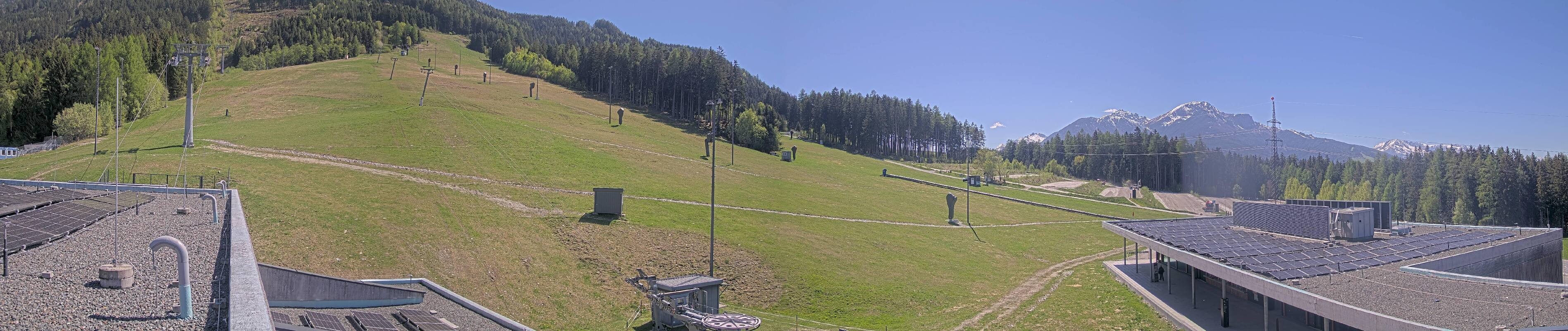 Archiv Foto Webcam Patscherkofel Talstation