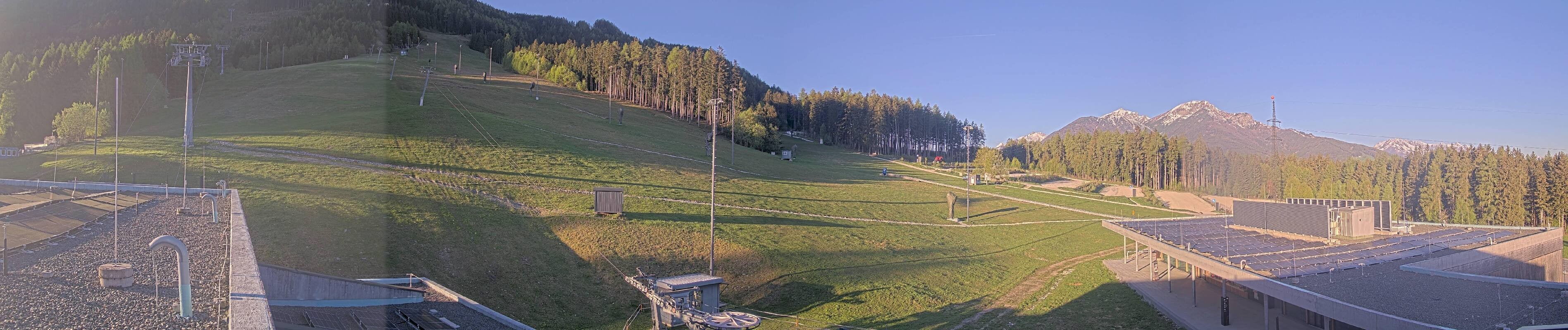 Archiv Foto Webcam Patscherkofel Talstation