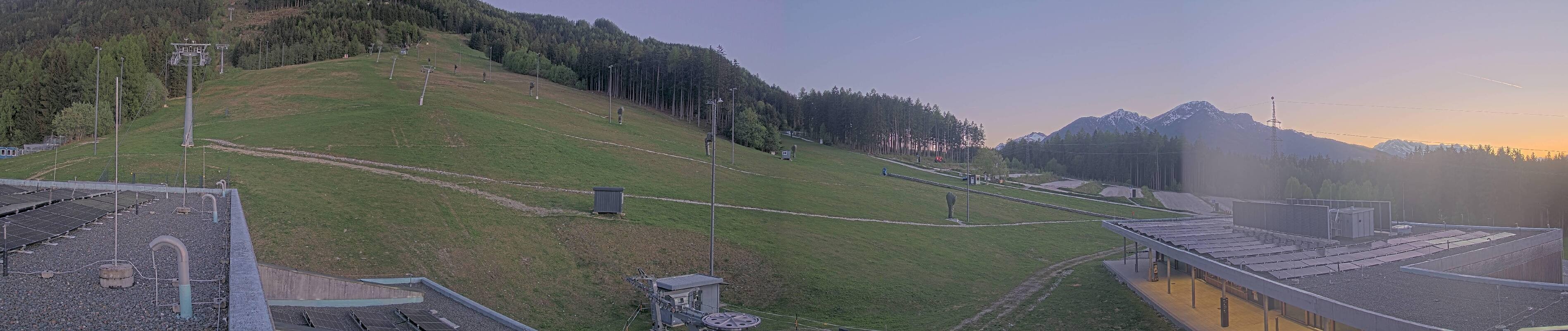 Archiv Foto Webcam Patscherkofel Talstation