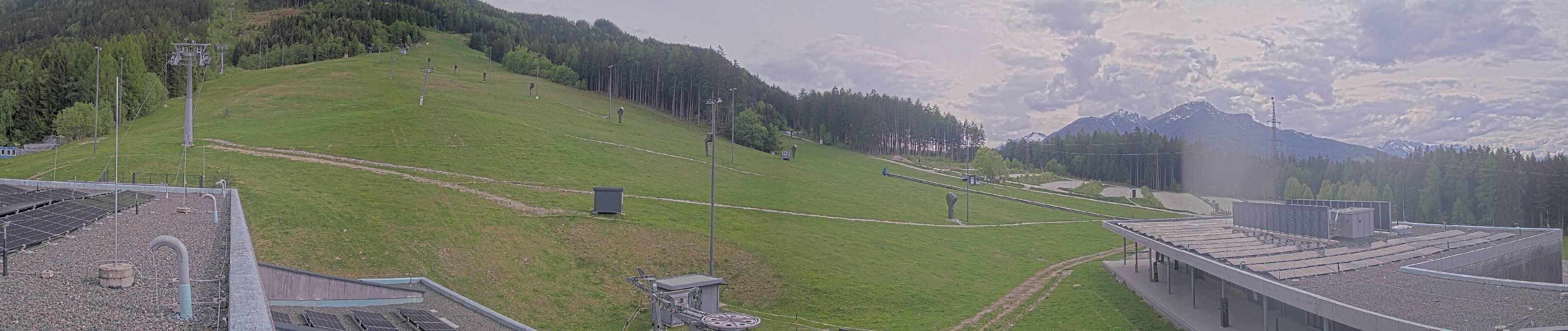 Archiv Foto Webcam Patscherkofel Talstation