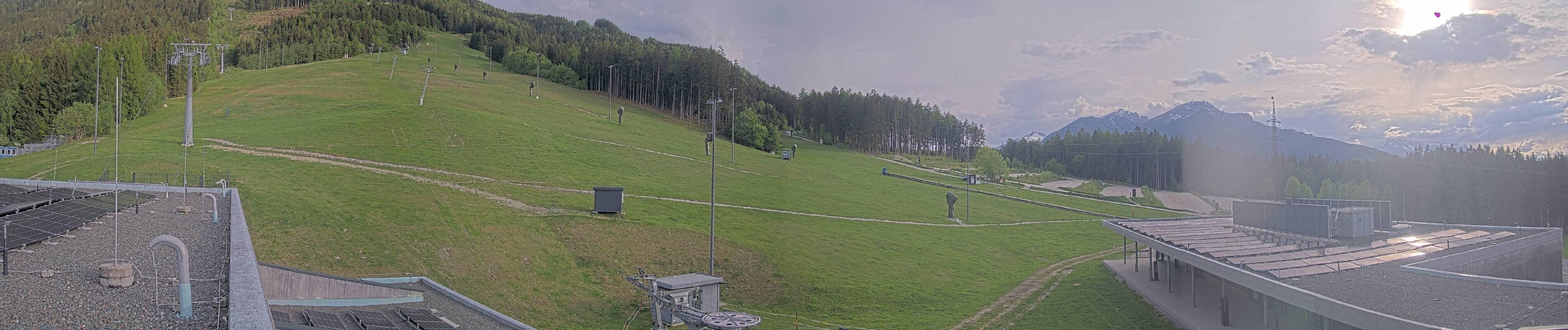 Archiv Foto Webcam Patscherkofel Talstation