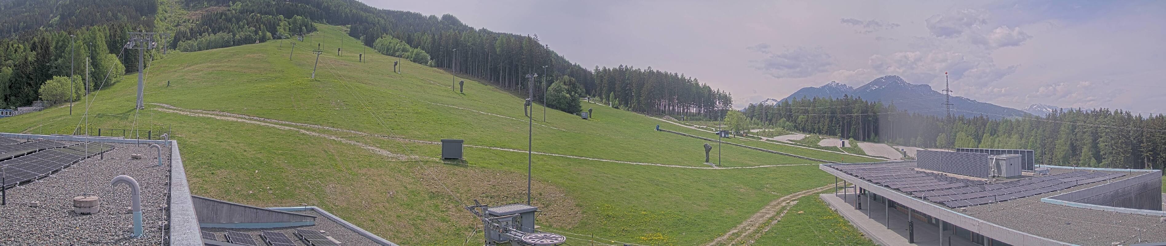 Archiv Foto Webcam Patscherkofel Talstation