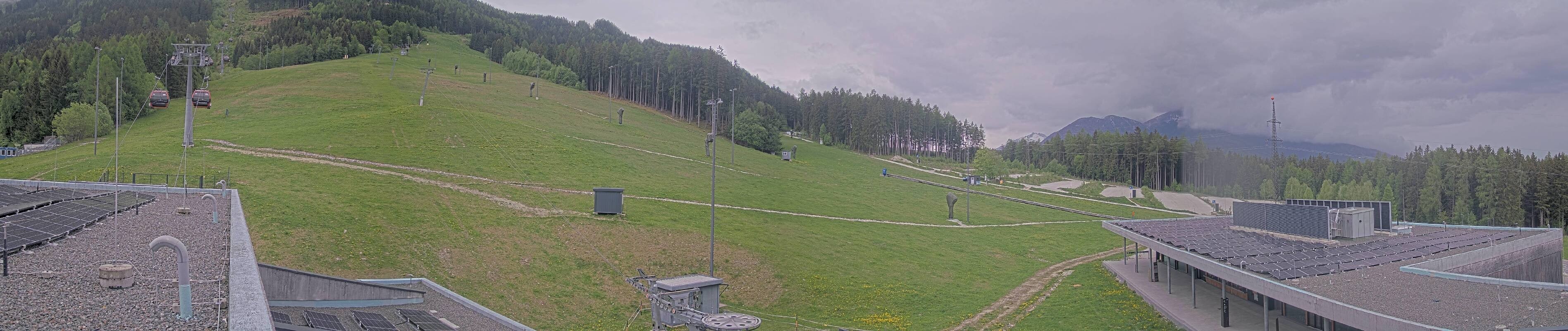 Archiv Foto Webcam Patscherkofel Talstation