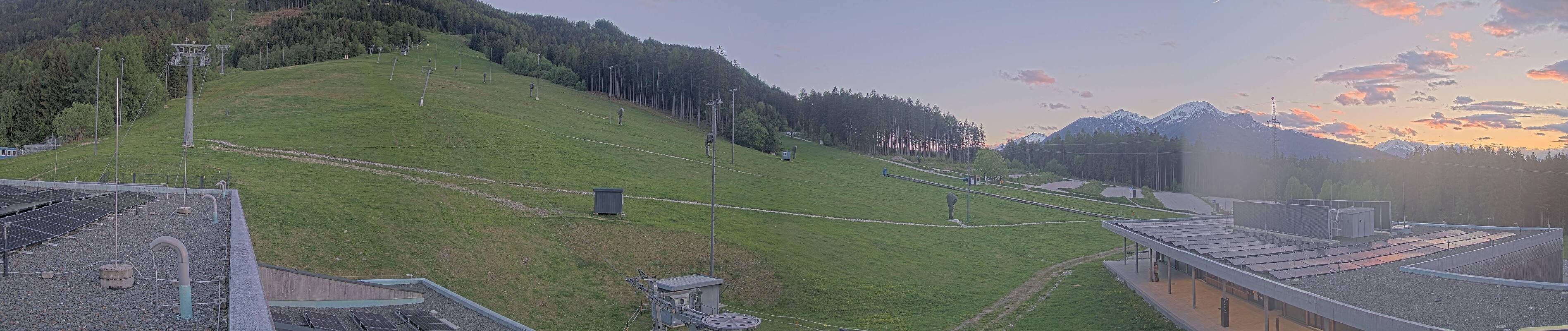 Archiv Foto Webcam Patscherkofel Talstation
