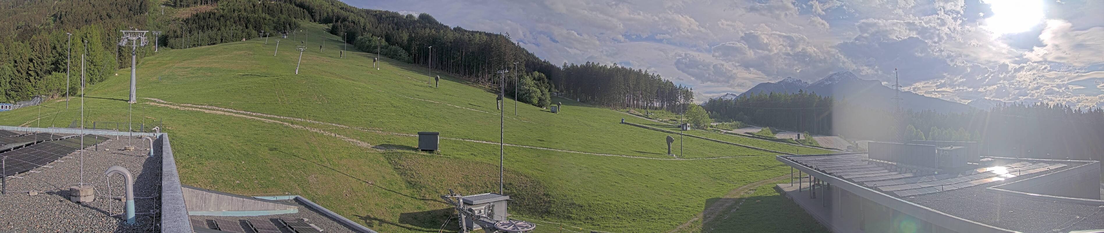 Archiv Foto Webcam Patscherkofel Talstation