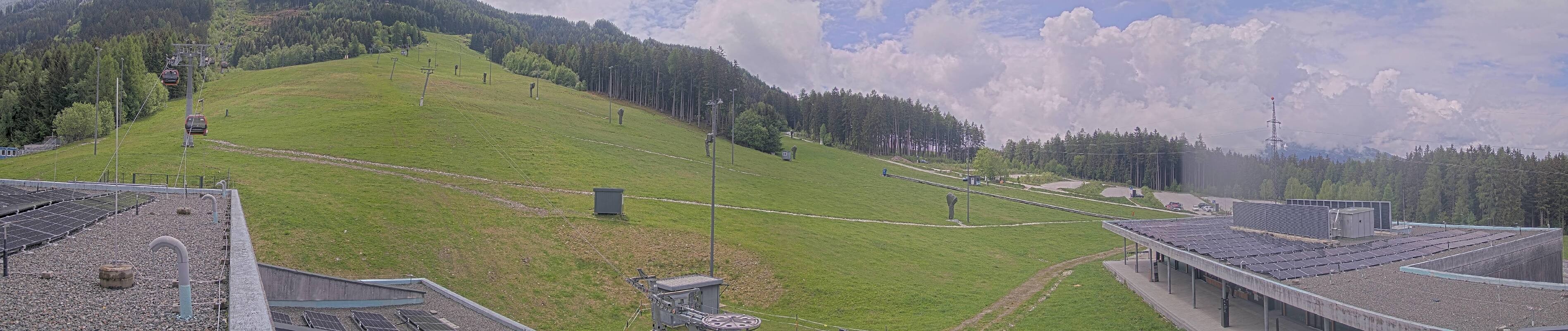 Archiv Foto Webcam Patscherkofel Talstation